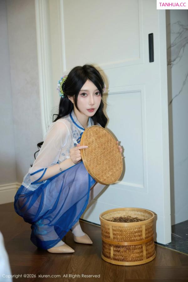 玥儿玥  [XiuRen]高清写真图 2026.01.05 No.11194 玥儿玥er 性感浅色内衣第5张图片